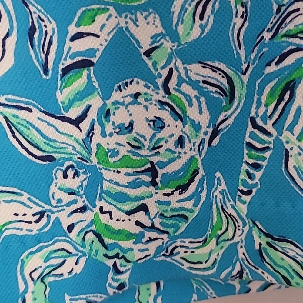Lilly Pulitzer Blue Floral Print Women’s Shorts